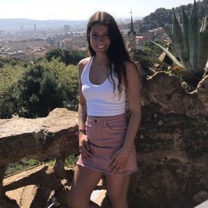 Meet your Posher, Ariane